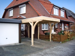 Einzelcarport 7000KB mit zwei kleinen Leimholzbögen